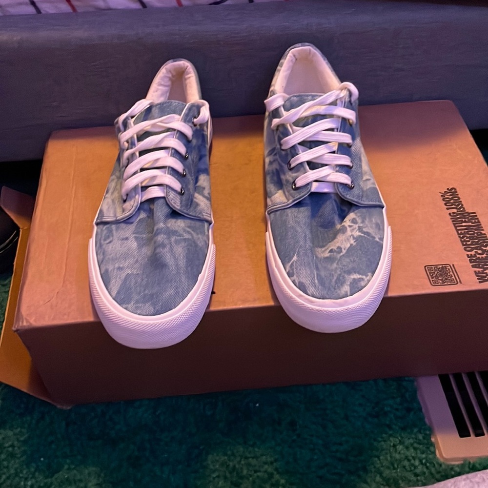 American Eagle Shoes